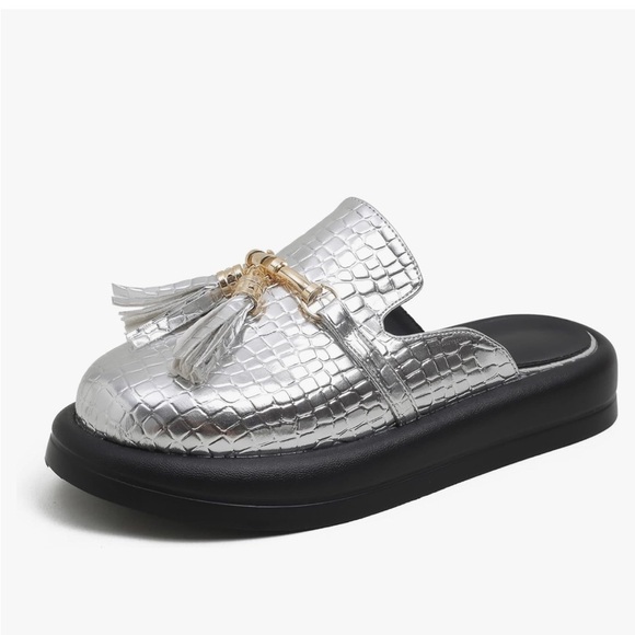 Silver and Gold Tassel Mules with Chunky Platform Sole - Picture 9 of 10